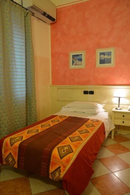 Hotel Due Colonne San Bonifacio Pokoj fotografie